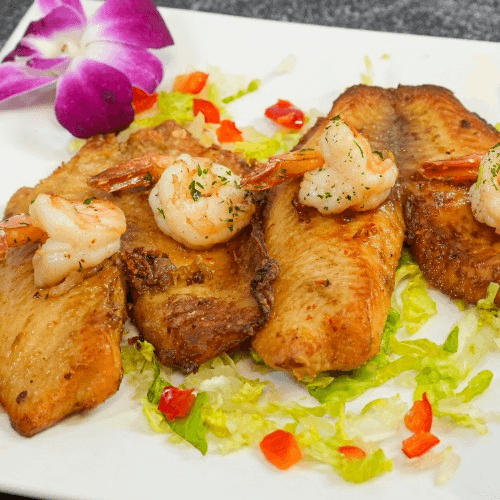 Tilapia Con Camarones en Salsa